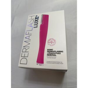 DERMAFLASH LUXE+ Sonic Dermaplaning Peach Fuzz Removal Set Smooth Skin 2 Speeds